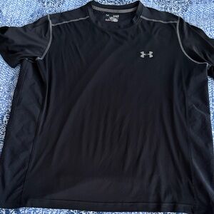 Under Armour Men's Black Short Sleeve Tee heat gear xl